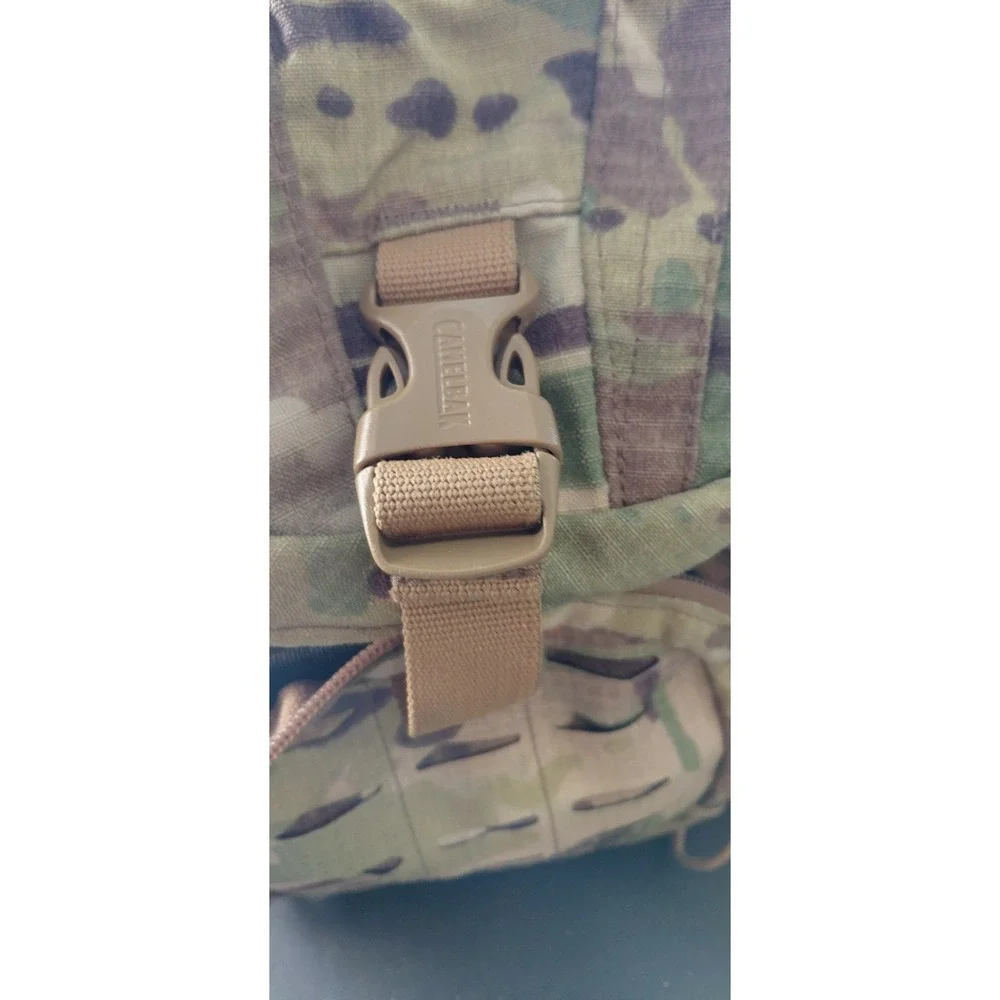 Military tactical use CamelBak Ambush tactical Bag Missing Reservoir Part AS IS
